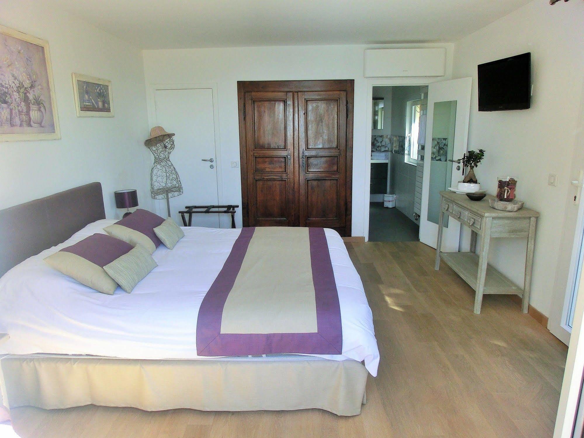 Villa Azur Golf Бандол Екстериор снимка