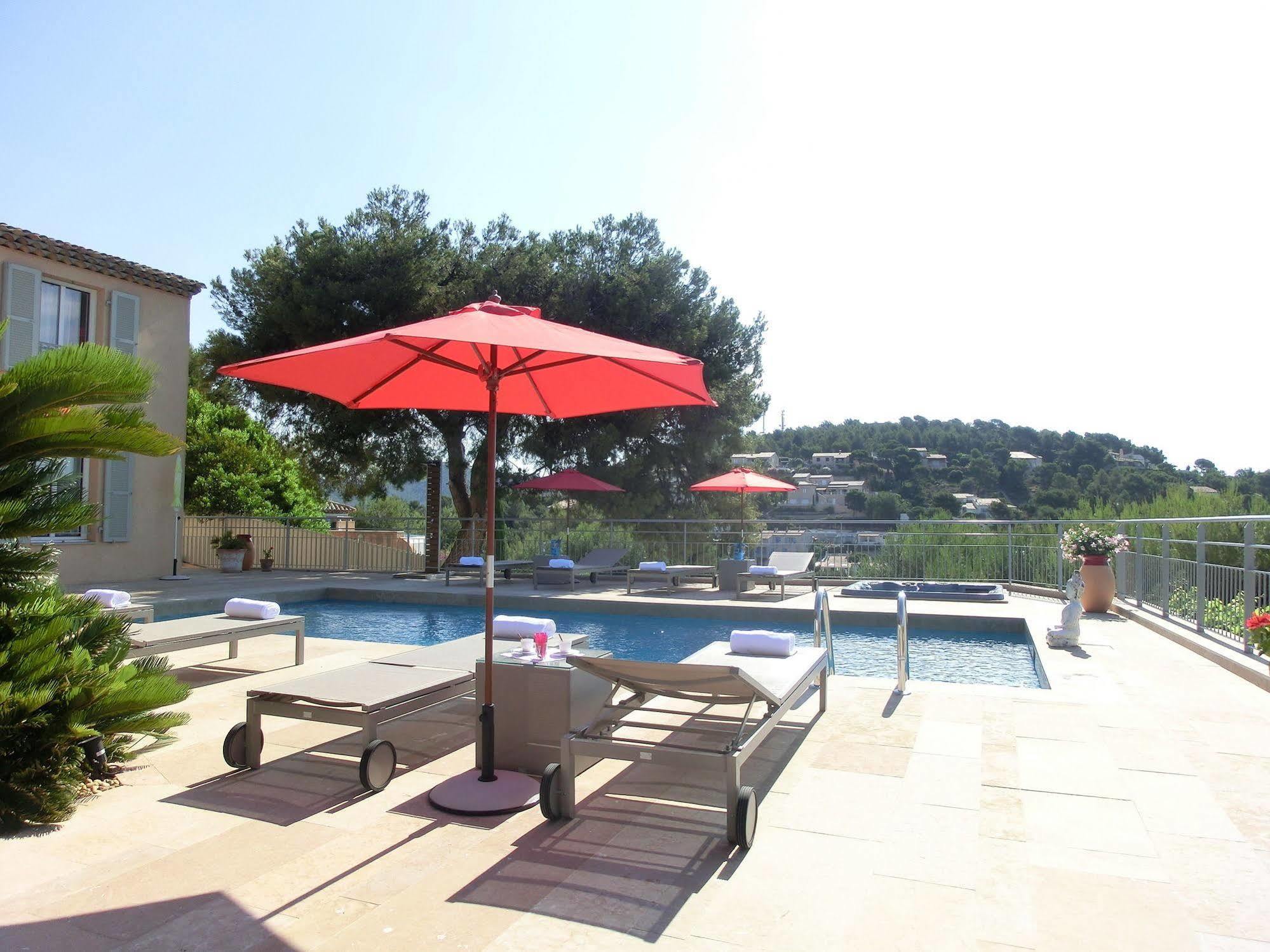 Villa Azur Golf Бандол Екстериор снимка
